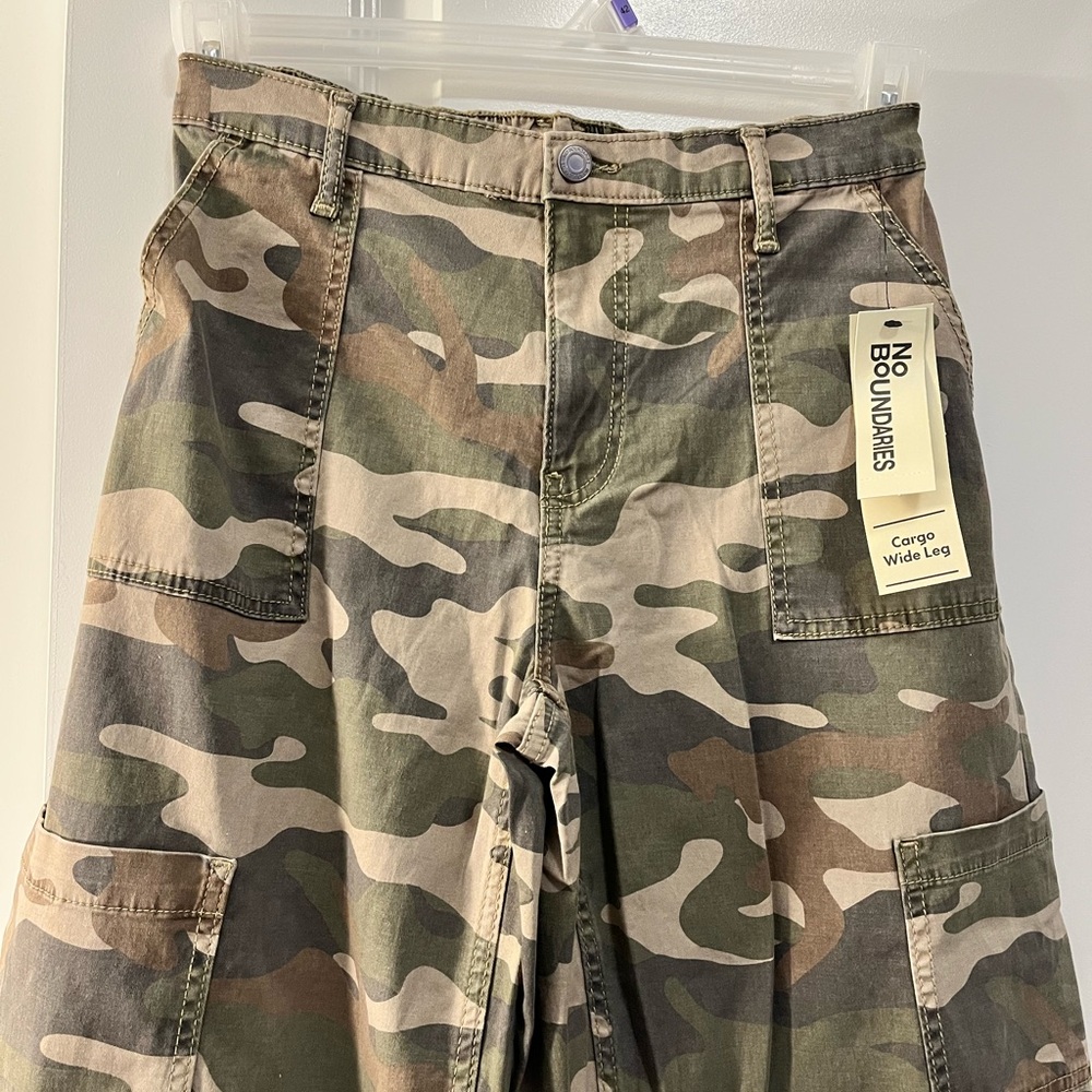 𝓑𝓸𝓷𝓭𝓢 𝓦𝓸𝓶𝓮𝓷'𝓢 𝓒𝓪𝓶𝓸𝓾𝓯𝓛𝓪𝓰𝓮 𝓕𝓛𝓪𝓻𝓮 𝓳𝓮𝓪𝓷𝓢 - Picture 2 of 6